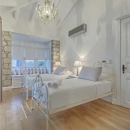 Casa Bella +12 Hotel Alaçatı