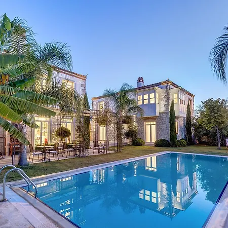 Casa Bella +12 2* Алачати