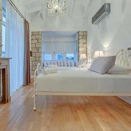 Casa Bella +12 Otel 2*