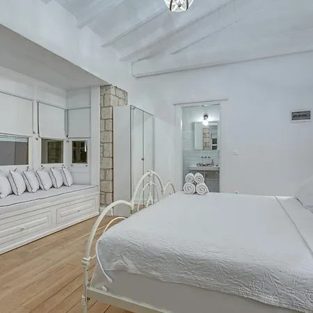 Hotel Casa Bella +12 2*