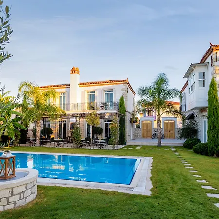 Casa Bella +12 מלון אלאקאטי