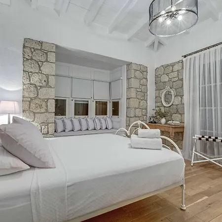 Отель Casa Bella +12