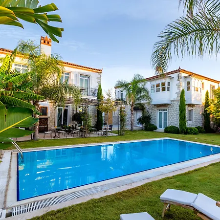 Casa Bella +12 Hotel Alaçatı