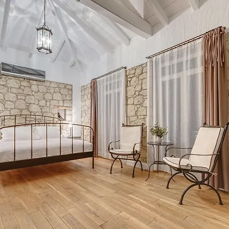 Casa Bella +12 Отель 2*