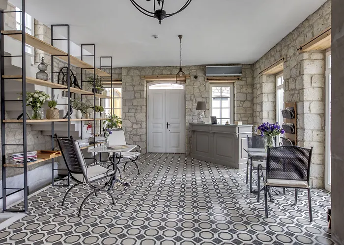 מלון Casa Bella +12 אלאקאטי