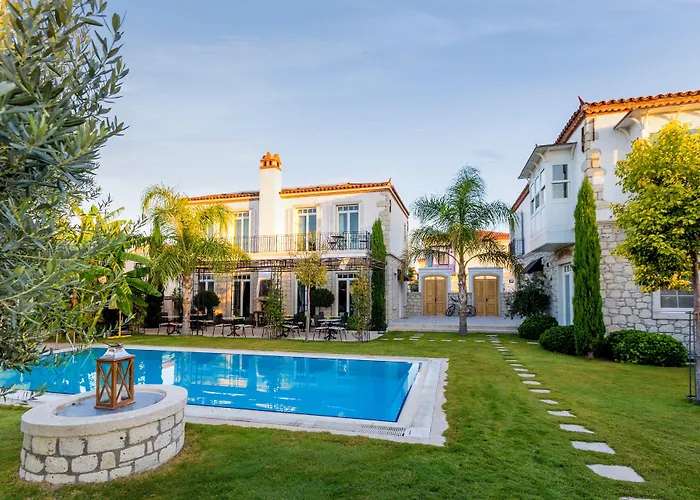 Casa Bella +12 מלון אלאקאטי