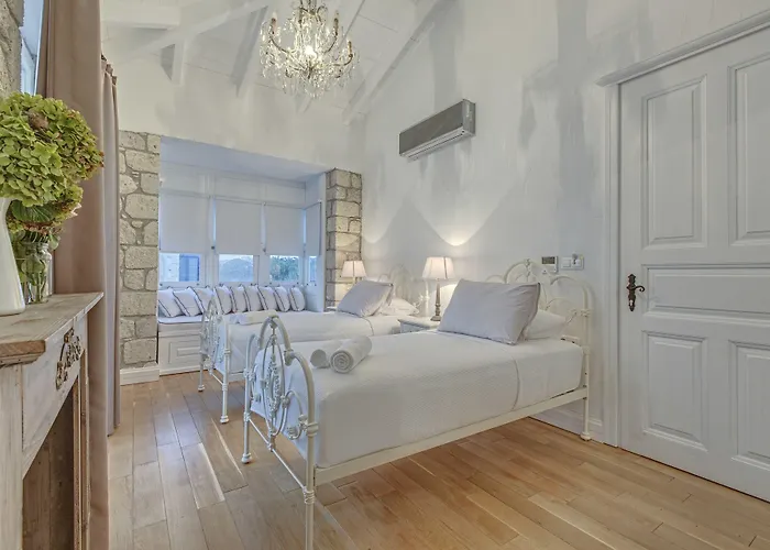 Casa Bella +12 מלון אלאקאטי